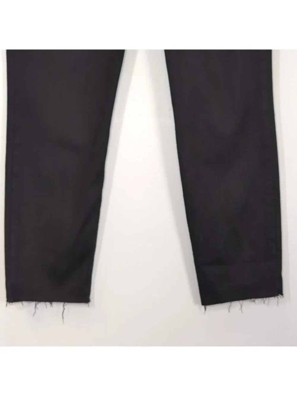 Old Navy Power Straight Jeans Womens Size 12 Black Cut Off Ankle Length Denim